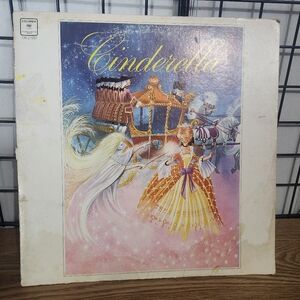 Cinderella Puzzle with Colorful Illustration CRA RECORD